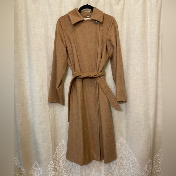 Max Mara icon Manuela camel hair wrap coat - Picture 3 of 8